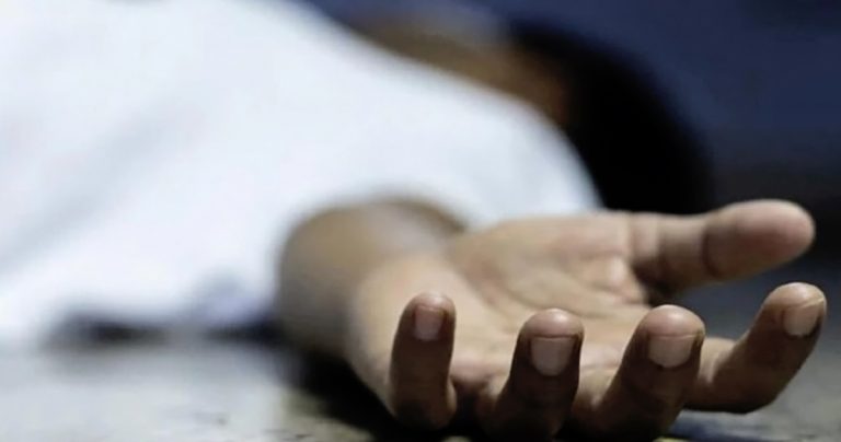 ভবন ধসে মৃত্যু