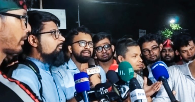 লং মার্চ টু ঢাকা