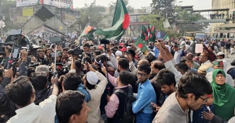 শাহবাগে সংঘর্ষ